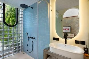 Tropical Loft 1BR Private Pool Villa with Jacuzzi Villa in North Kuta