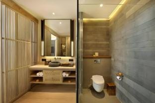 Tropical 1BR Private Pool Villa with Jacuzzi Villa in North Kuta
