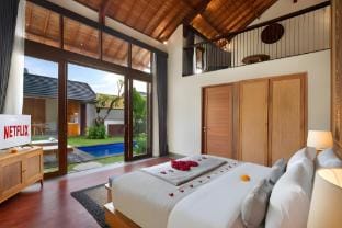 Romantic 1 BR Private Pool Villa in Canggu Villa in North Kuta