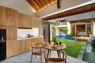 Romantic 1 BR Private Pool Villa in Canggu Villa in North Kuta