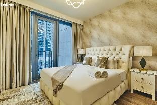 bnbmehomes| Ultra-Lux Duplex near Burj Khalifa 212 Apartment in Dubai