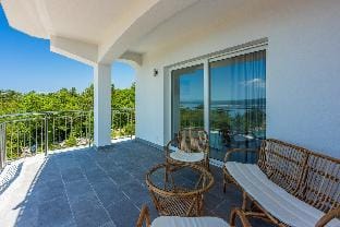 Apartments Sunshine E4 Apartment in Crikvenica