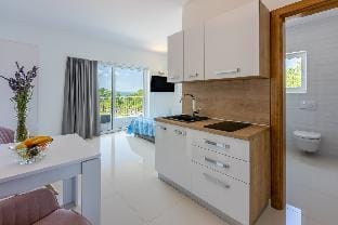 Apartments Sunshine E7 Apartment in Crikvenica
