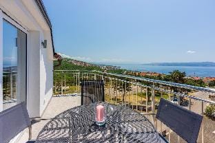 Apartments Sunshine D1 Apartment in Crikvenica