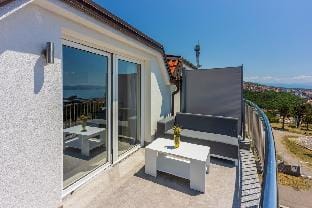 Apartments Sunshine D2 Apartment in Crikvenica