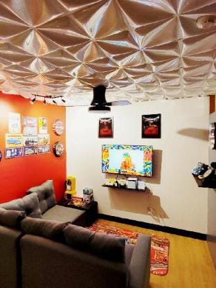 Retro 354 condo near Philippine Arena FREE PARKING Vacation rental in Region of Manila
