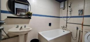 Door Step to Swimming Pool, Beach Walk, 1-10pax Vacation rental in Port Dickson