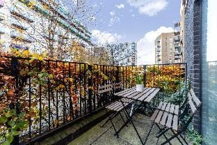 The Lewisham Collection Apartment in London Borough of Lewisham