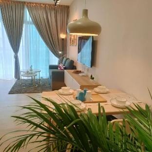 Mount Austin Palazio Studio 2B 1-4pax/Ikea/Toppen Apartment in Johor Bahru