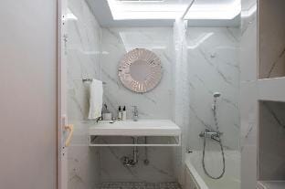 REIMI MONDO 201 Apartment in Japan