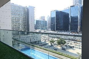 Brown Stone -Burj Khalifa & Pool View Vera Apartment in Dubai