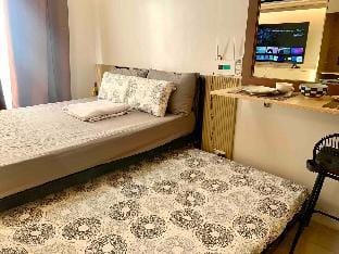 Work & Chill Compact Studio (w/ external monitor) Apartment in Lapu-Lapu City