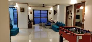 Spacious 4BHK in Mulund-Mumbai-12 Guest-30th floor Apartment in Thane