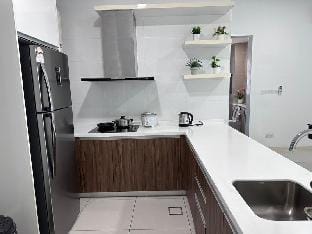 Sky88 3BR w Pool Table KSL/CIQ/Midvalley/JBCC Vacation rental in Johor Bahru