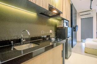 MinimalistComfy Studio Ciputra World 2 By Travelio Apartment in South Jakarta City