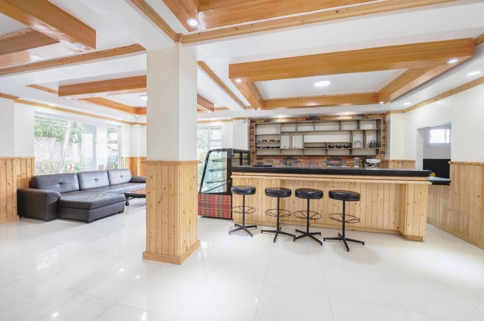 2Bedroom w/ Breakfast for 2 Pax Hotel in Baguio