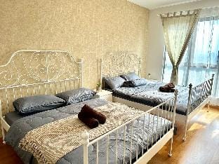 Teega 8 pax Luxury Family suite Vacation rental in Johor