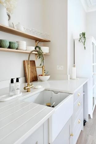 The Beach House (Sleeps 20 & 4 mins to the beach) Vacation rental in Bournemouth