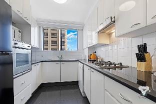 KozyGuru | Haymarket 1Bed Apt Vacation rental in Surry Hills