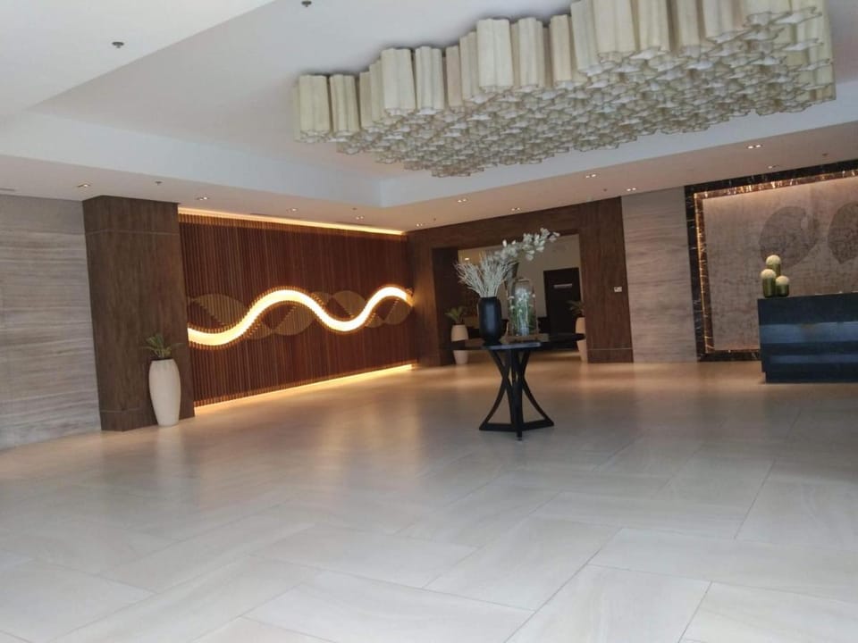 Mactan Newtowm Beach Condo Apartment in Lapu-Lapu City