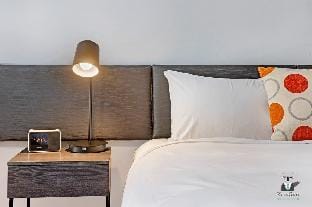 KozyGuru | Sydney CBD | 2 Bed Studio Free Wi-Fi Vacation rental in Surry Hills