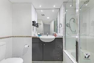 KozyGuru | Sydney CBD | 2 Bed Studio Free Wi-Fi Vacation rental in Surry Hills