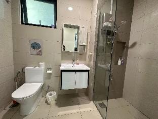 Paradigm Residence -High Floor above Paradigm Mall Apartment in Johor Bahru