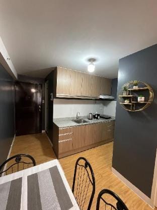 With balcony 1 Bedroom Condo good for 5pax Apartment in Davao City