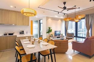 Sarcelle by ALV, 3BR Stylish Georgetown  Apartment in George Town