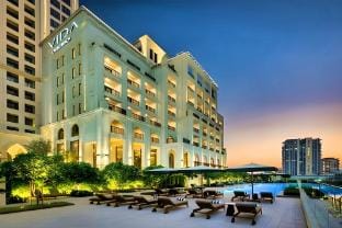 Luxury 1BR Retreat @ Vida Residences - Creek Beach Apartment in Dubai