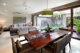 Cozy 1BR Private Pool Villa near Seminyak Beach Villa in Kuta