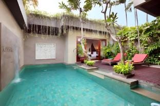 Cozy 1BR Private Pool Villa near Seminyak Beach Villa in Kuta