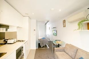 Melbourne CBD Cosy 1 Bedroom APT Vacation rental in Melbourne