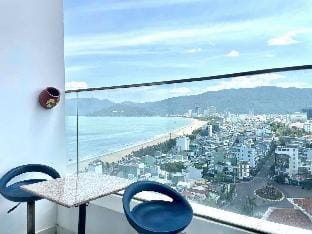 Queen Apartment Apartment in Vietnam