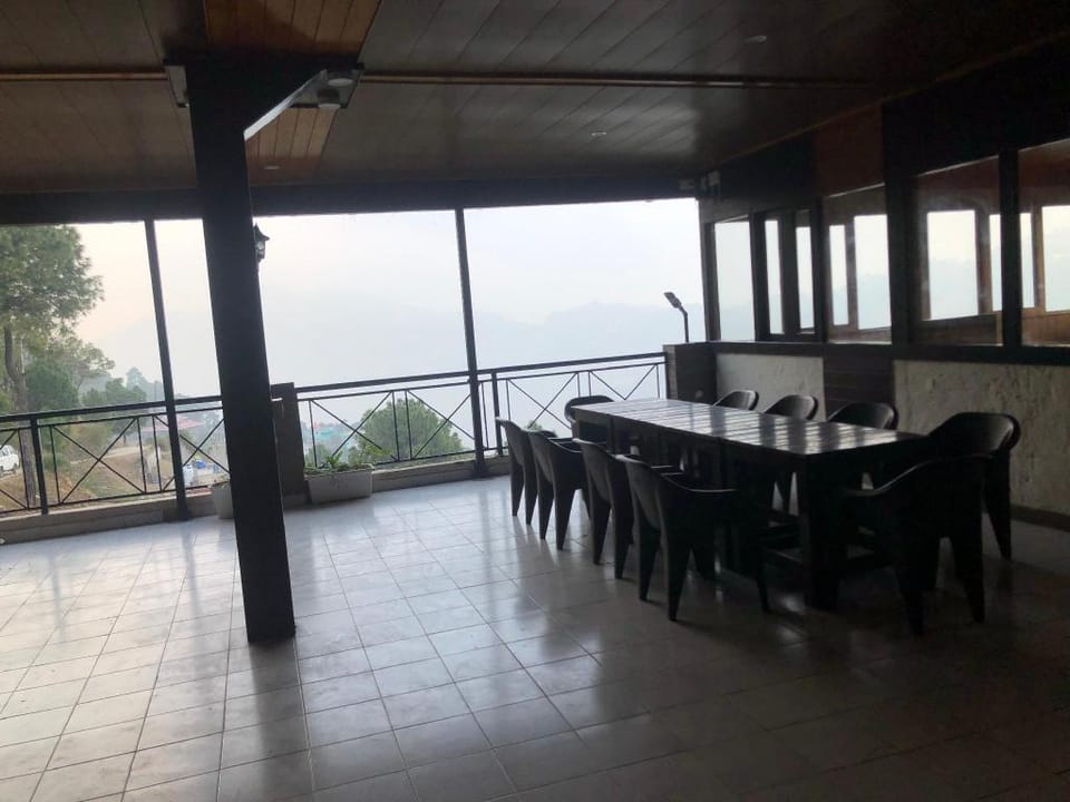 Rustic Villa Hotel in Himachal Pradesh