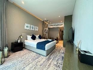 Business Bay Modern studio -QuickstayHomes1616     Vacation rental in Dubai
