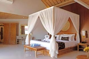 Natural Place 4 BR Pool Villa #ZN03 Villa in Bali