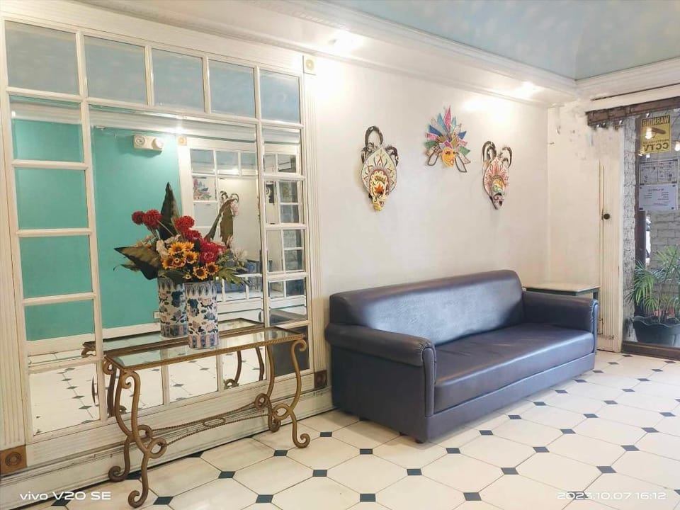 KING'S HOTEL Hotel in Bacolod