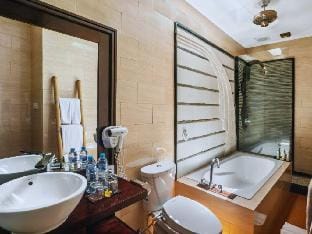 Comfortable 4 BR Private Pool Villa #IR09 Villa in Kuta