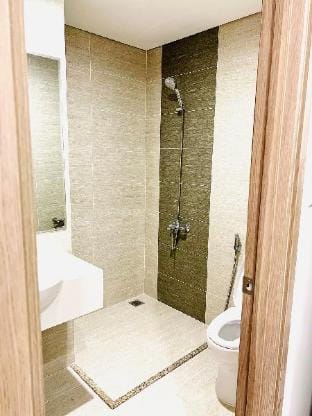 Luxury flat-Vinhome Smart City Apartment in Laos