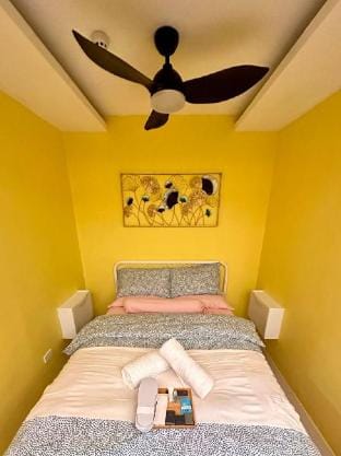 Urban Luxe: Mall of Asia Staycation Apartment in Pasay