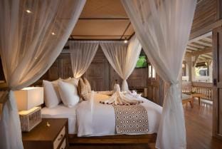 Amazing 1BR Villa with Pool View near Saba Beach Villa in Blahbatuh