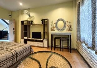 Merit courtyard Suvarnaphumi HOUSE Vacation rental in Bangkok