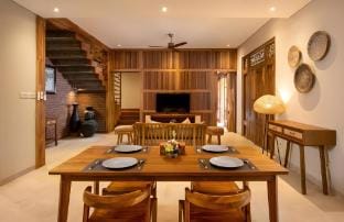 Amazing 3BR Villa with Pool near Saba Beach Villa in Blahbatuh