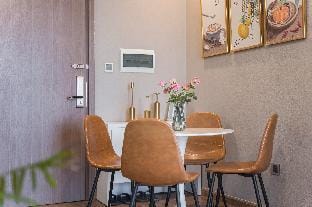 Vinhomes Green Bay G3 - 2Br Lake View Apartment in Laos