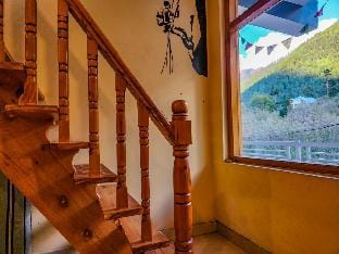 Kaedwen Home | 3BHK | 360 Panoramic Mountain Views Vacation rental in Himachal Pradesh