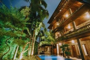 Cozy 1 BR Superior Room with River view #IR13 Apartment in Kuta