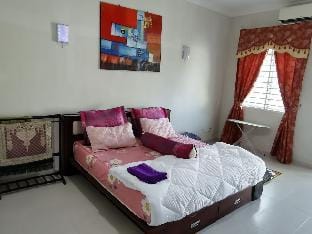 DAlyaHomestay Krubong Jaya Vacation rental in Malacca