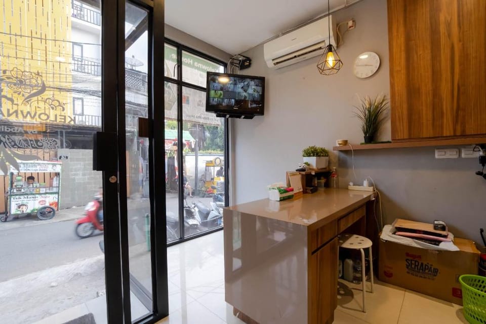 KELOWNA DWIWARNA RESIDENCE Hotel in Jakarta