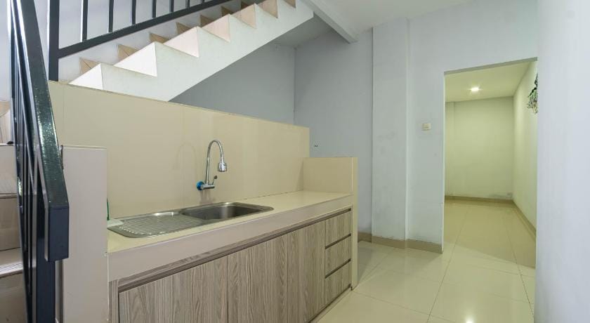 KELOWNA DWIWARNA RESIDENCE Hotel in Jakarta